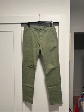 Rag & Bone Men's Olive Green Slim Chino Pants